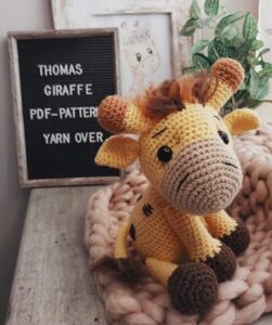 Crochet giraffe pattern